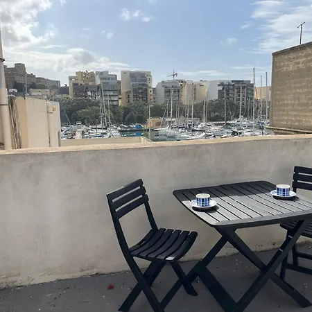 Bohemian Penthouse Close To Sliema&valletta * Msida